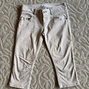 Guess Women's Low Rise Capris in Light Tan